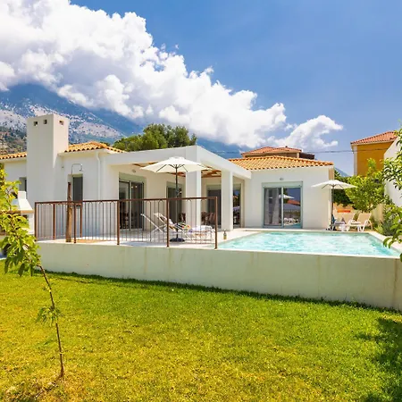 Kira Trapezaki (Kefalonia)