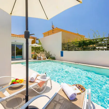 Kira * Trapezaki (Kefalonia)