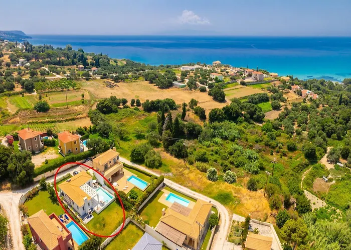 Kira * Τραπεζάκι