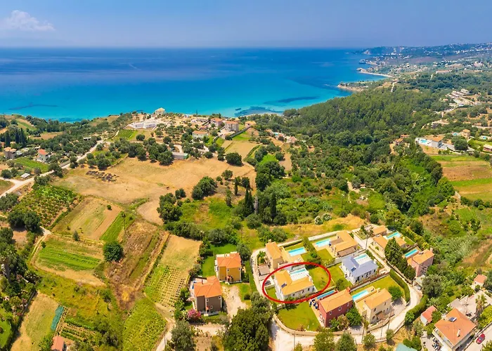 Kira Τραπεζάκι