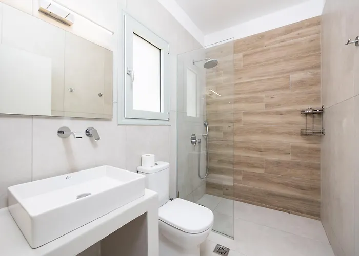 Kira Βίλα Τραπεζάκι