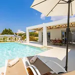 Kira Trapezaki (Kefalonia)